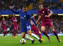 切尔西防守连续失误，急需改进战术(切尔西被罚原因)