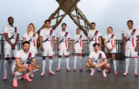 九州娱乐登录入口-包含巴黎圣日耳曼提前取得胜利，力压对手排名的词条